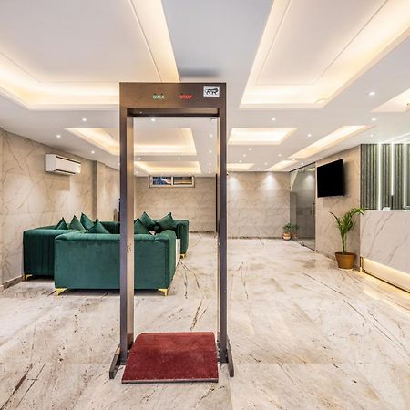 Hotel Avaas - Faiz Road Karol Bagh Дели Экстерьер фото